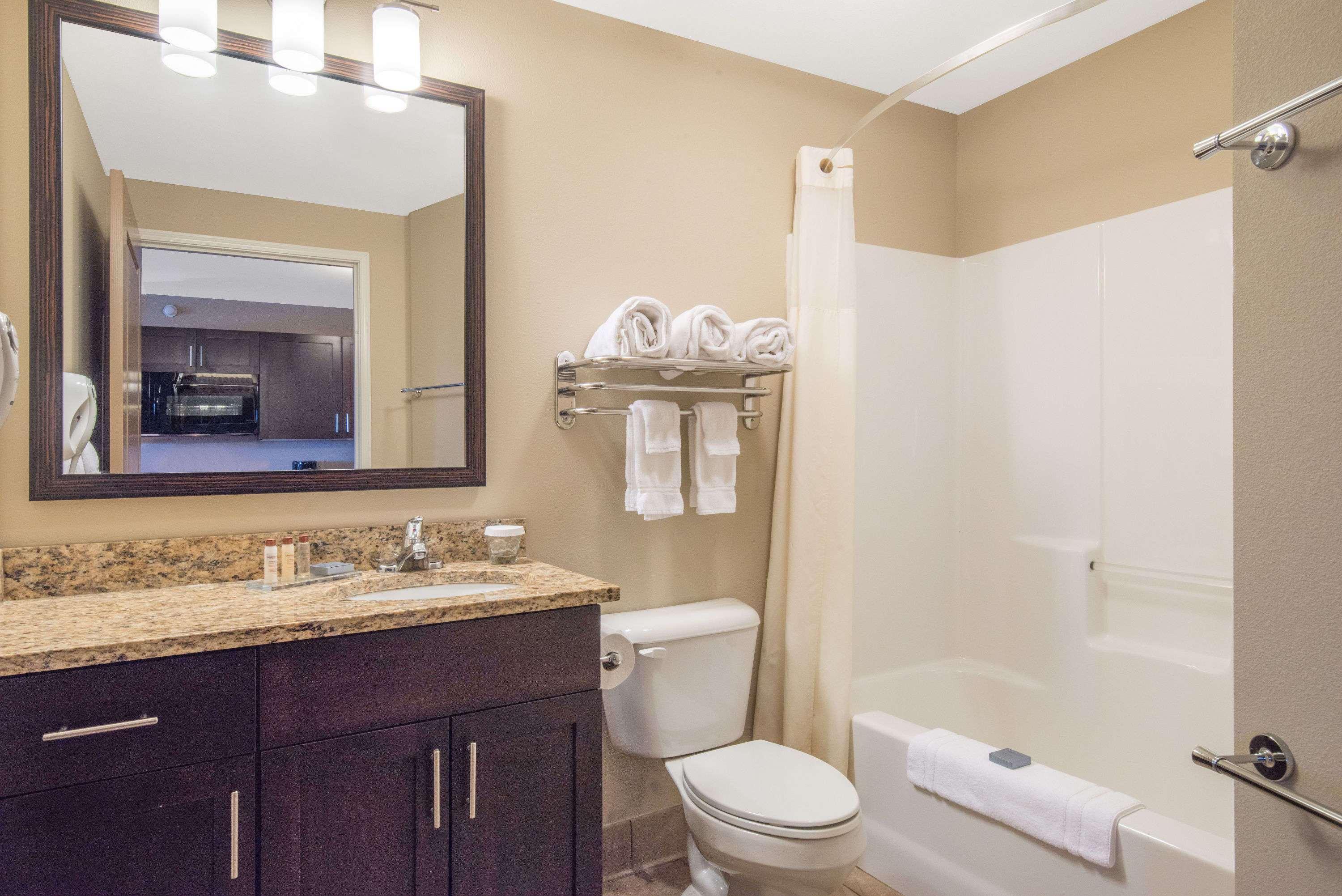 Hawthorn Extended Stay By Wyndham Dickinson Exterior photo