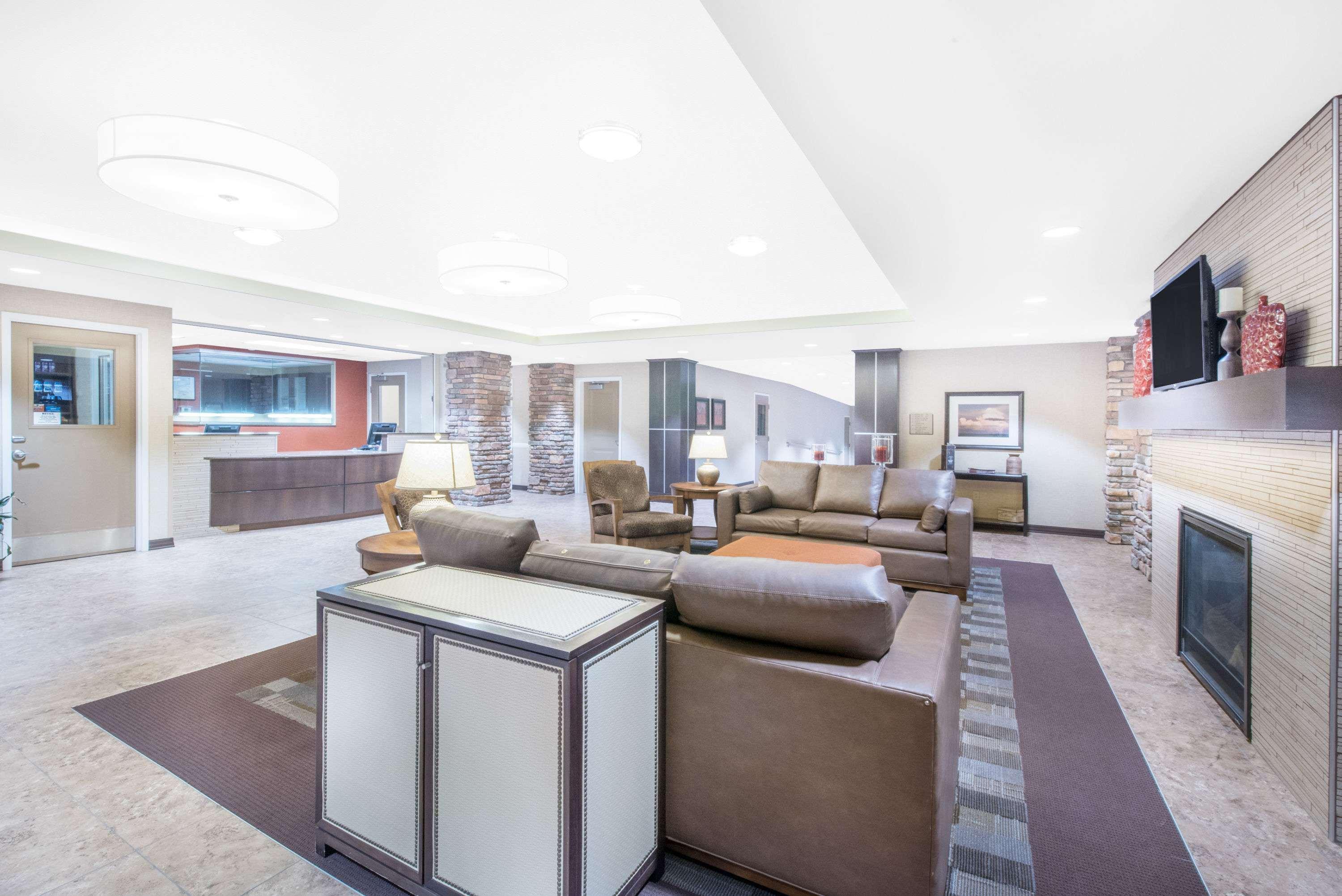 Hawthorn Extended Stay By Wyndham Dickinson Exterior photo