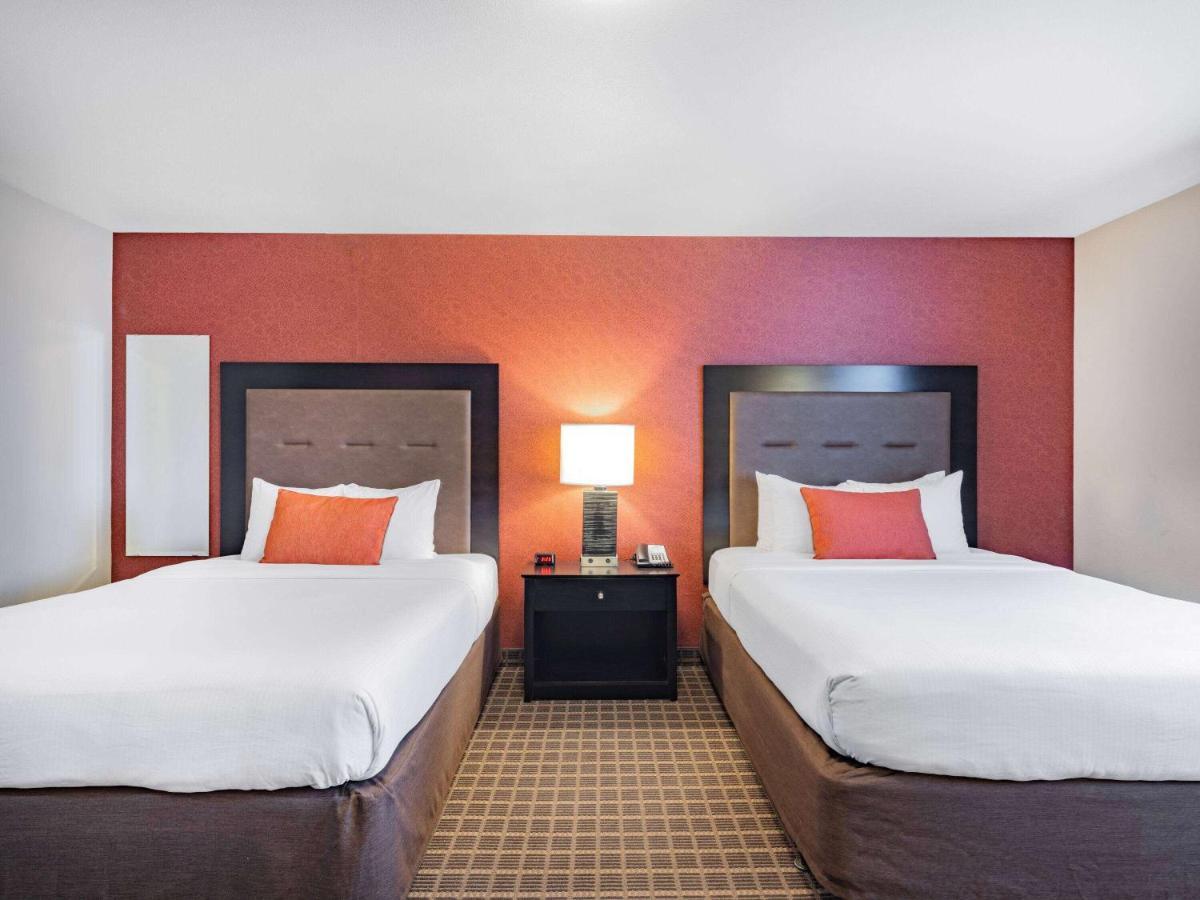 Hawthorn Extended Stay By Wyndham Dickinson Exterior photo