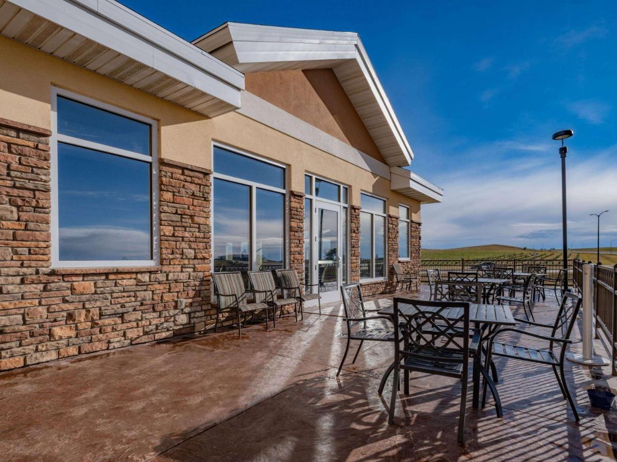 Hawthorn Extended Stay By Wyndham Dickinson Exterior photo