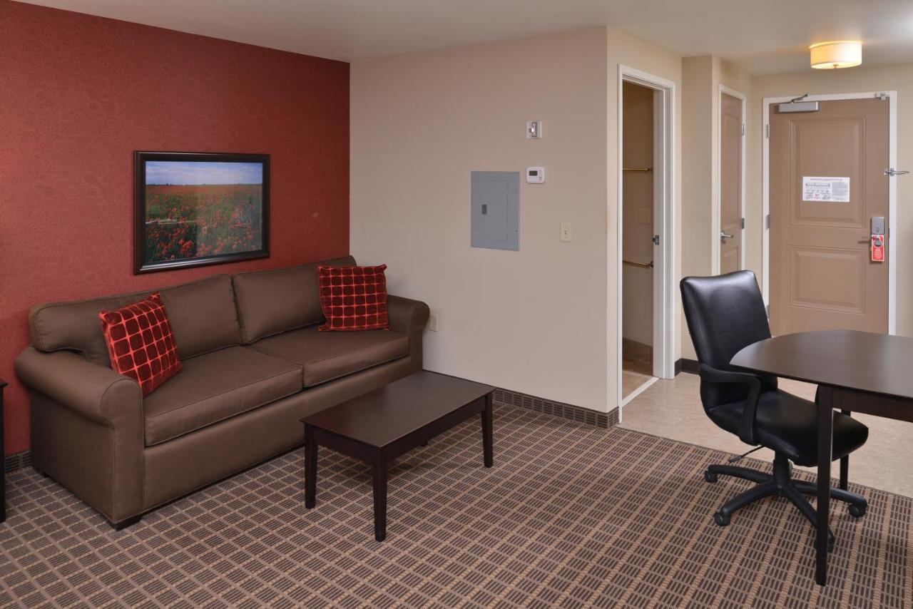 Hawthorn Extended Stay By Wyndham Dickinson Exterior photo